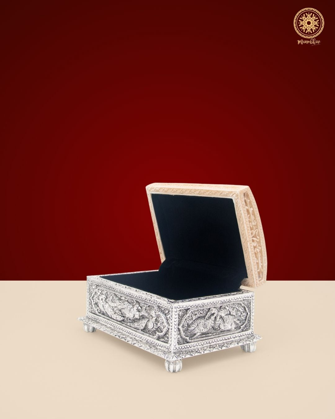 Luxury Hand-Carved Jewelry Storage Box | Perfect Gift for Special Occasions