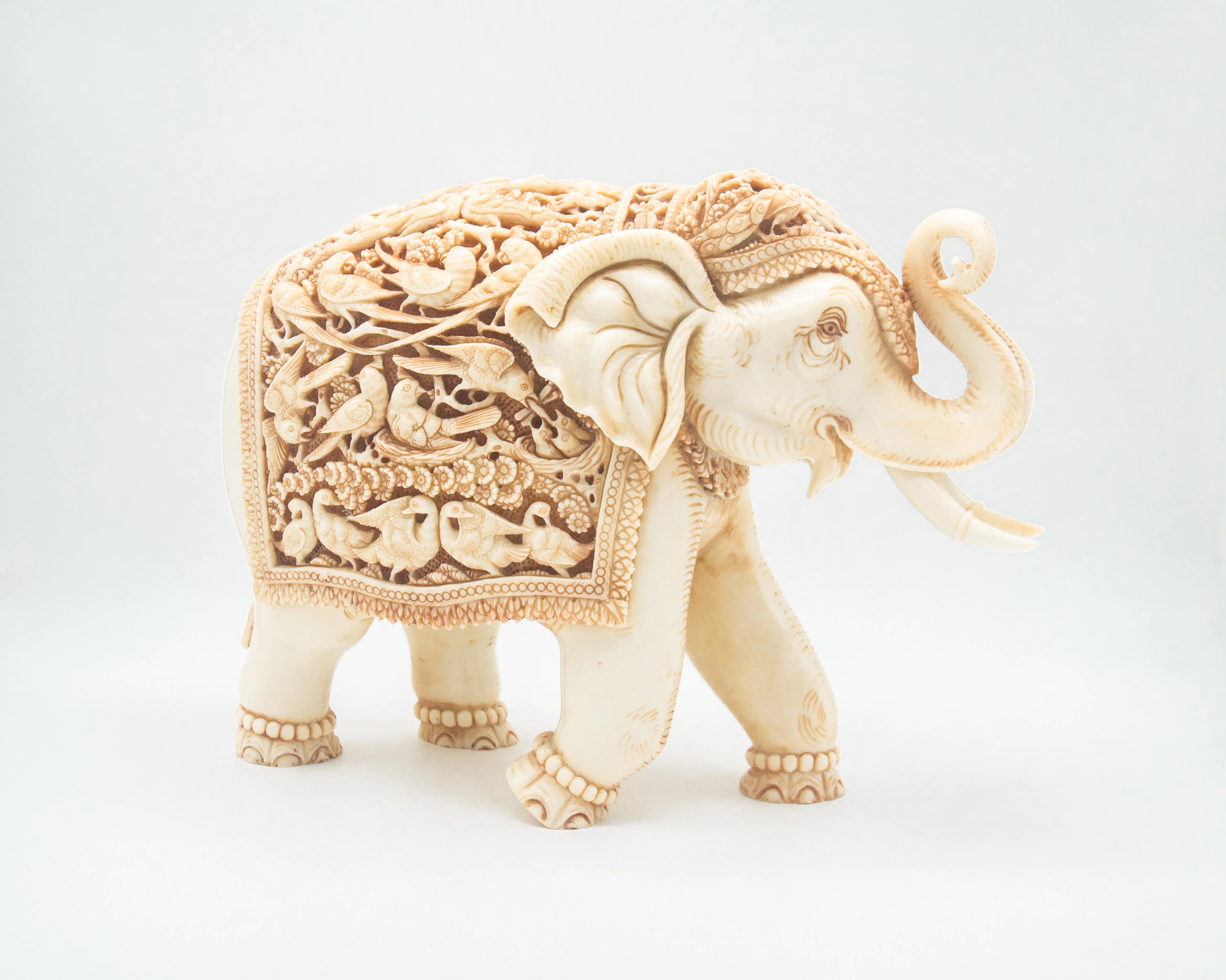 Hand Carved Resin Elephant Sculpture | Decorative Figurine For Gift