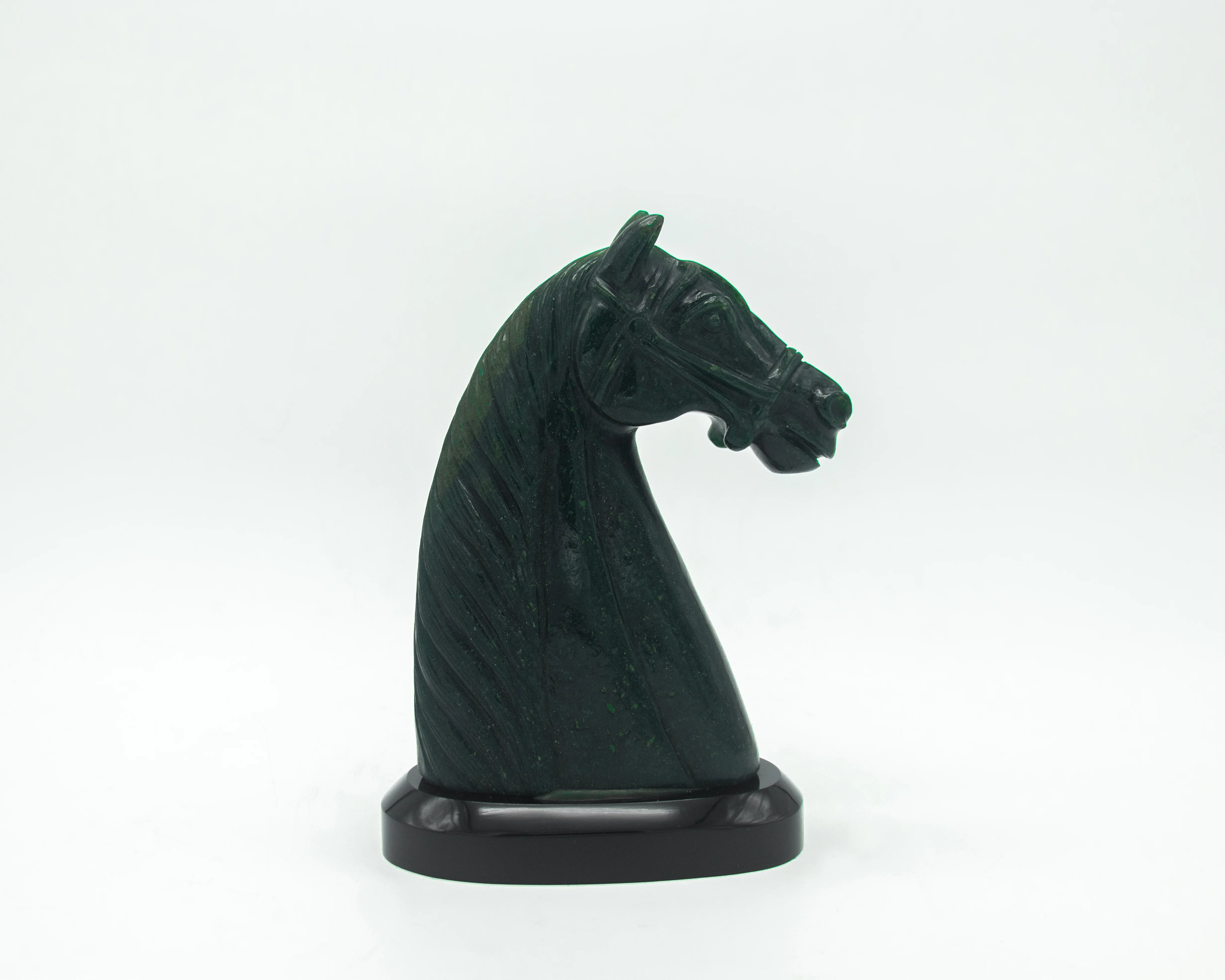 Hand-carved-Green-Aventurine-Horse-Statue-Animal-Art-Sculpture